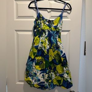 CUTE FLORAL SUMMERTIME DRESS